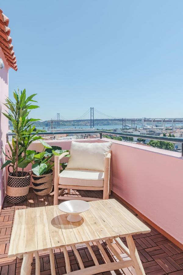 Casa Boma Lisboa - Unique Apartment With Private Balcony And Panoramic Bridge View - Alcantara IV Exterior foto